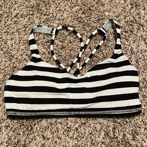 Lululemon sports bra